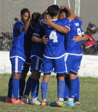 Goleó Unión y espera la final
