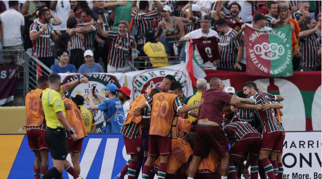 Ganaron Fluminense y Dortmund