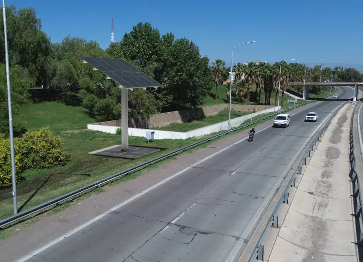 Paneles de la Circunvalación: serán la prueba piloto para más rutas clave