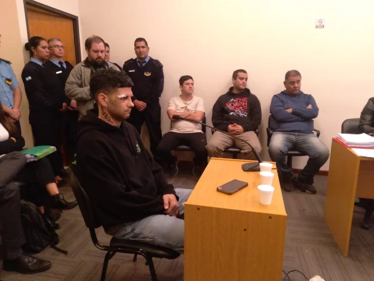 Los barrabravas de Racing que le dieron una paliza al empresario bolichero fueron condenados a 6 años de cárcel