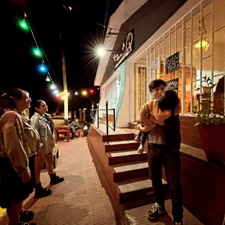 WhatsApp-Image-2025-06-12-at-17.27.01-728x728