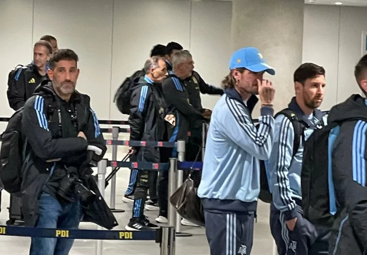Chile responsabilizó a la AFA por el caos en la llegada de la Selección a Santiago