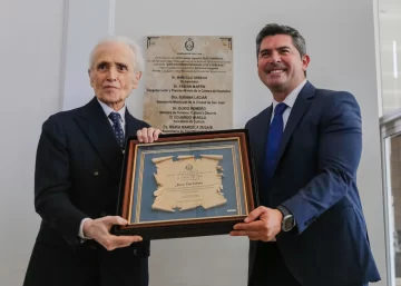 Orrego distinguió al tenor José Carreras como Huésped de Honor Orrego distinguió al tenor José Carreras como Huésped de Honor