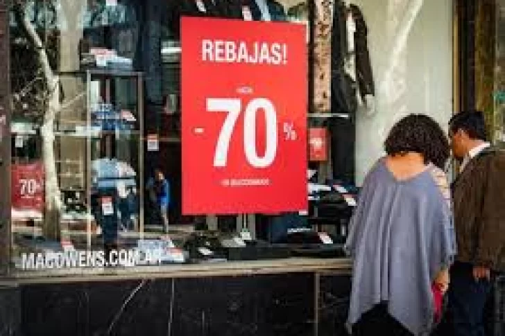 Feroz guerra contra la ropa importada: salen de remate en Argentina