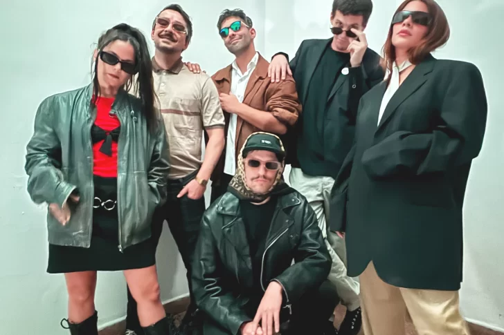 Subidos a la onda pop punk