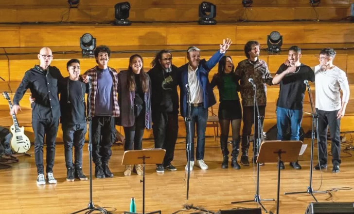 Un homenaje multidimensional