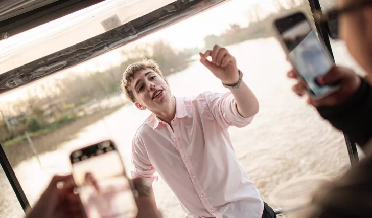 Los desopilantes memes que se viralizaron en las redes tras la caótica presentación de Peter Regalos en San Juan Los desopilantes memes que se viralizaron en las redes tras la caótica presentación de Peter Regalos en San Juan