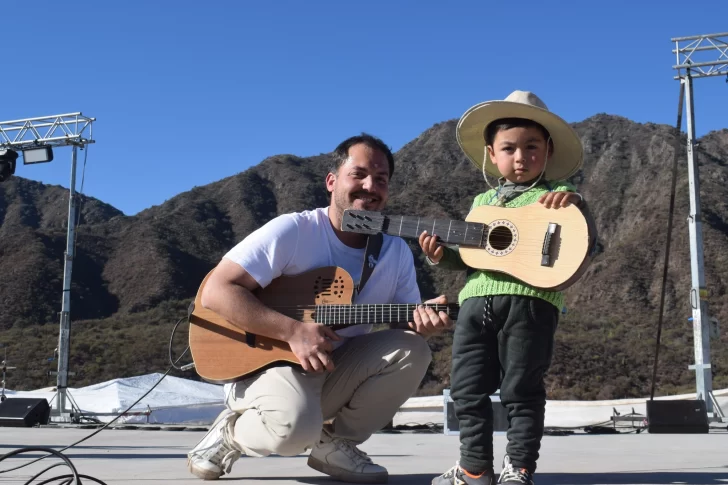 519706914_1166551738833114_1444433686618846906_n-728x485