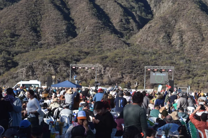 522635079_1166548745500080_3211231426483714945_n-728x485