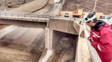 DCC010825-003F07-728x403