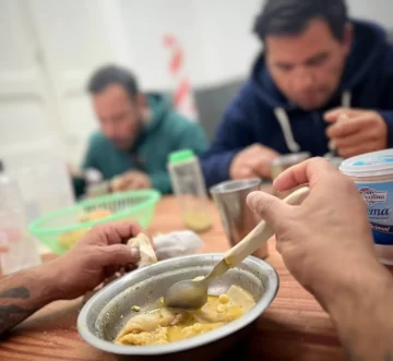 DCC020725-003F08-728x669