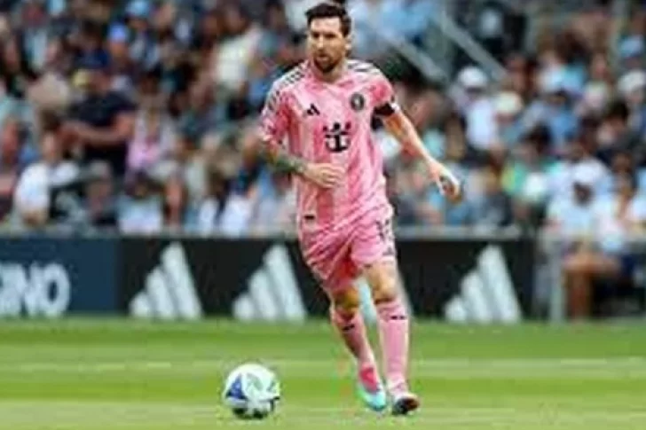 Messi deshoja la margarita