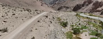 Promueven un nuevo paso comercial a Chile y quieren que lo financien privados Promueven un nuevo paso comercial a Chile y quieren que lo financien privados