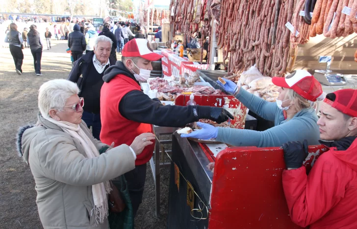 DCC060725-004F08-728x468