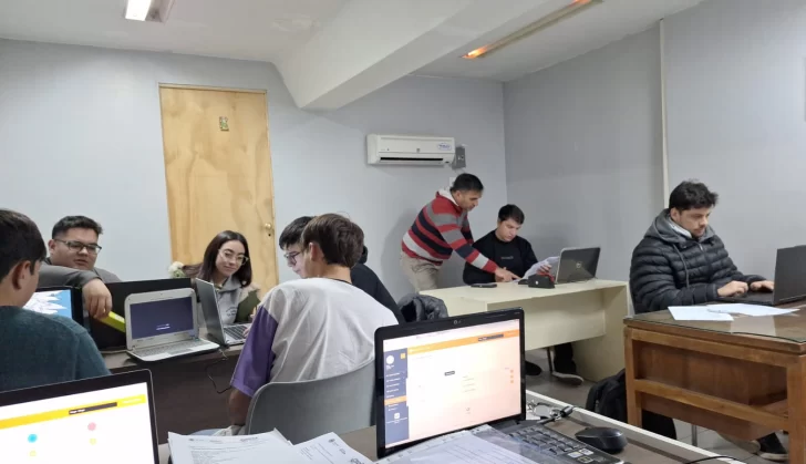 Por primera vez, las escuelas primarias de San Juan inscribirán online para el 2026