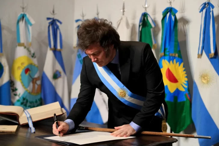 Milei: por la neblina zafó de un papelón