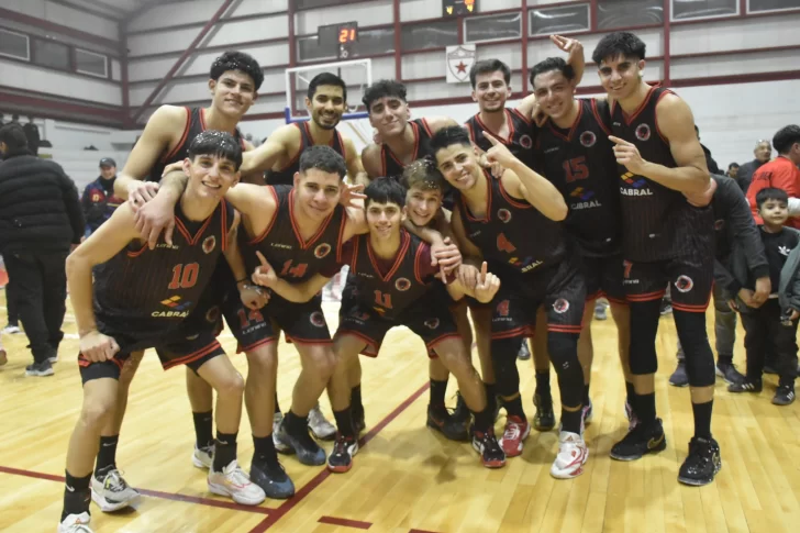 Urquiza gritó por triplicado