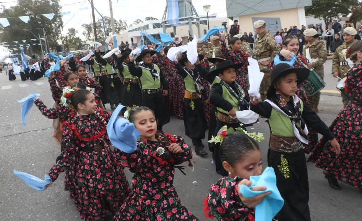 DCC100725-002F07-728x444