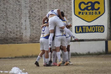 Colón y Peñarol pasaron de ronda