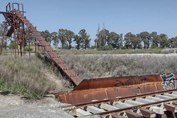 Angaco sale a buscar inversores para un centro de logística minera
