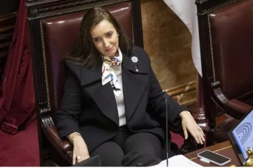 DCC130725-006F06-728x484