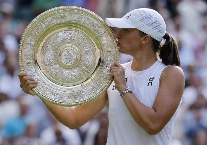 Swiatek se quedó con todo en Wimbledon