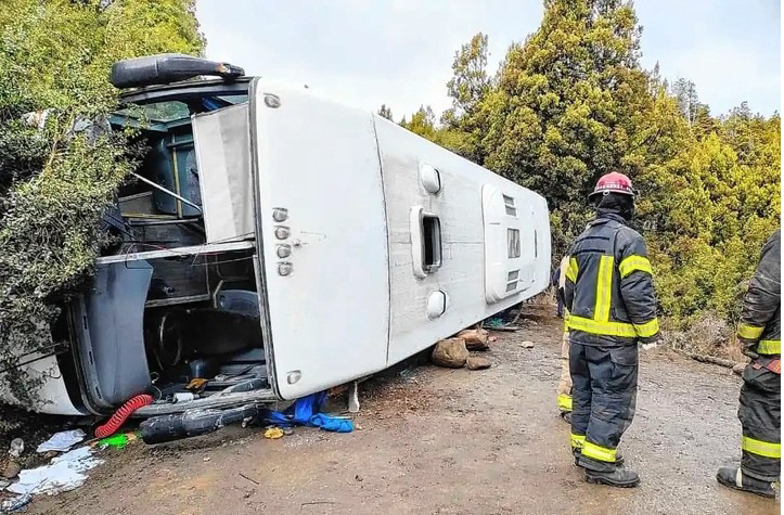 Dramático vuelco de un micro: 5 heridos graves