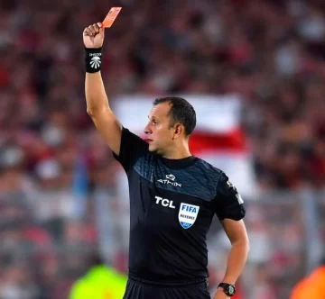 Dario Herrera dirige contra Riestra