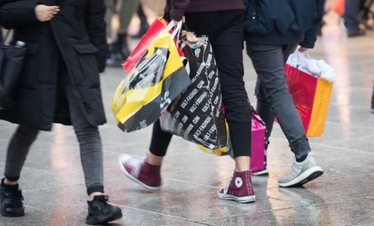 Consumo: acumula 6 meses de suba Consumo: acumula 6 meses de suba