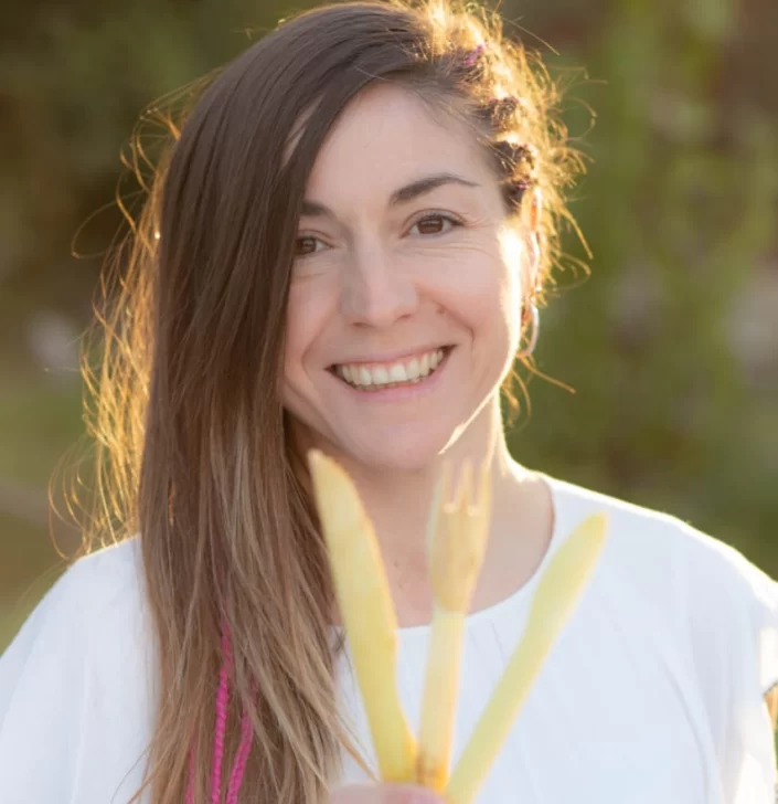 DCC280725-004F01-705x728