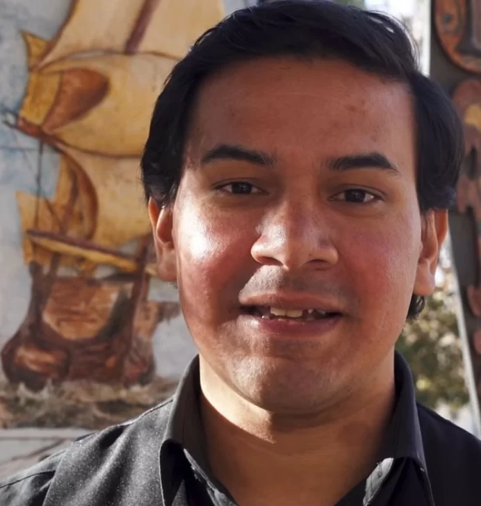 DCC280725-004F03-692x728