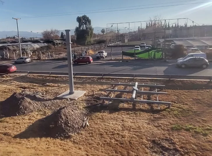 DCC290725-002F07-728x536