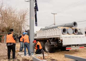 DCC290725-002F08-728x516