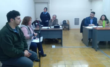 Para un juez, una sospechosa de abusar de un niño es imputable, le dio prisión en casa