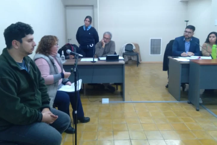 Para un juez, una sospechosa de abusar de un niño es imputable, le dio prisión en casa