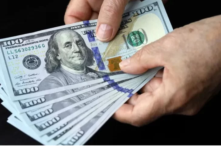 Se largó la guerra de tasas para captar los plazos fijos en dólares