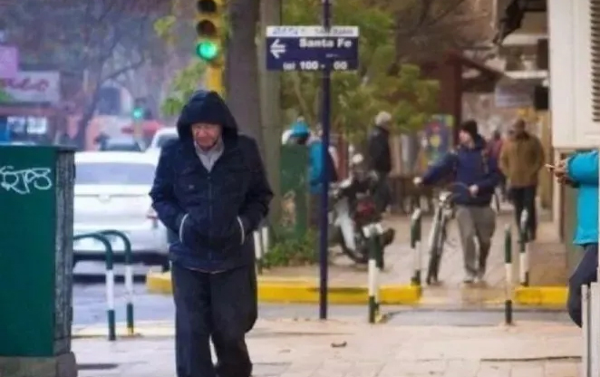 Ola polar en San Juan: temperaturas bajo cero, lloviznas y alerta por vientos para este fin de semana