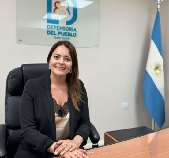 Defensoría del Pueblo, institución comprometida con la defensa de los derechos colectivos Defensoría del Pueblo, institución comprometida con la defensa de los derechos colectivos