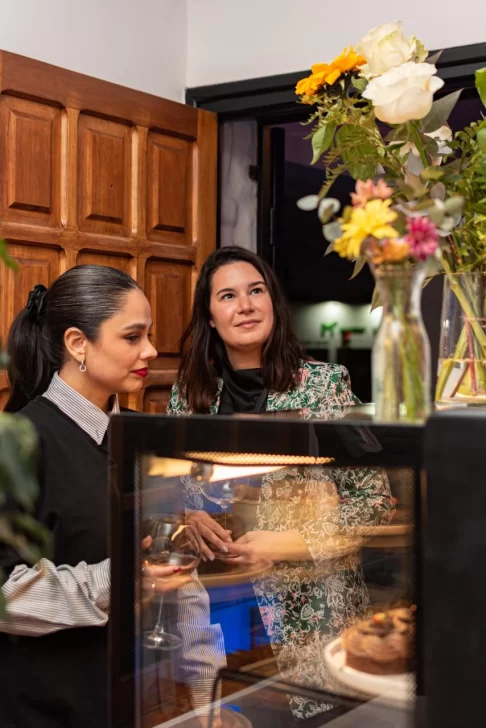 Casa Azul Café Art & Co: Un Rincón Renovado que Fusiona la Esencia con el Alma Sanjuanina