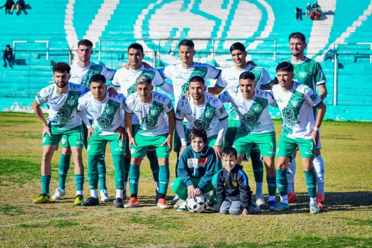 Crece el malestar en Puyuta, a días de jugar los Play Off, el plantel de Desamparados decidió parar Crece el malestar en Puyuta, a días de jugar los Play Off, el plantel de Desamparados decidió parar