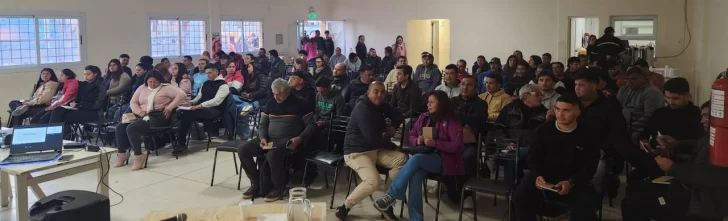 Austral Gold brindó la primera fecha de una capacitación para operadores con salida laboral Austral Gold brindó la primera fecha de una capacitación para operadores con salida laboral