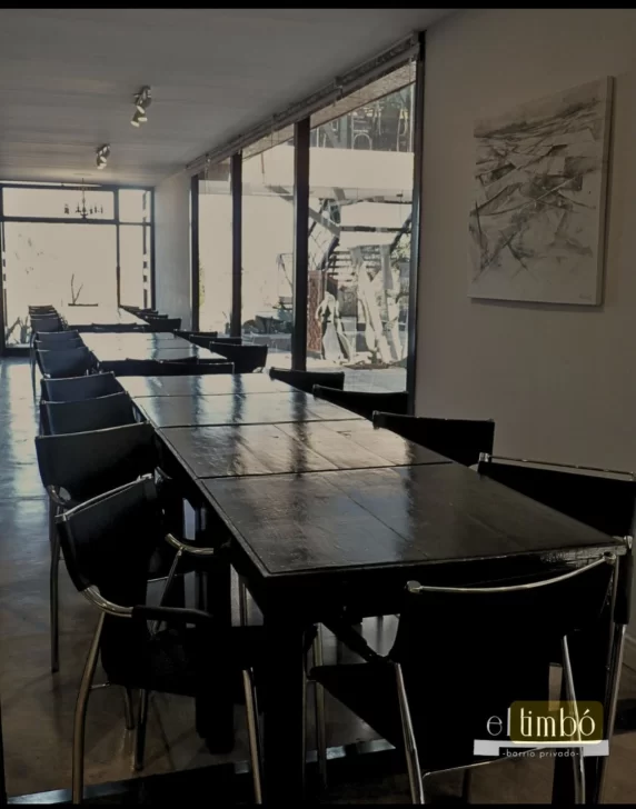 a74f4082-2086-49a6-af48-5a342f85b80b-572x728