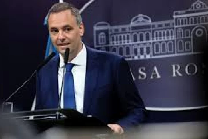 El Gobierno disolvió Vialidad y licitará casi 10 mil Km de rutas