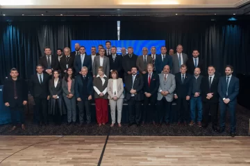 Ministros de Seguridad del país participaron de un emotivo acto por el atentado a AMIA: participó el sanjuanino Enrique Delgado