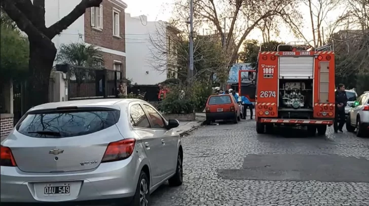 Abrió la puerta de la casa y se desvaneció: así se descubrió la tragedia de Villa Devoto