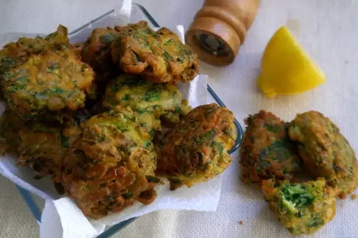 Cómo preparar los mejores buñuelos de espinaca: receta fácil y rica, ideal para los chicos
