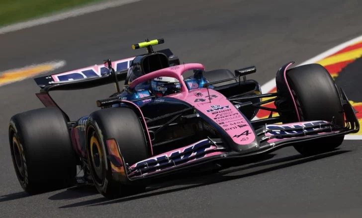 Verstappen ganó la carrera sprint y Colapinto apuntó contra Alpine tras quedar 19° Verstappen ganó la carrera sprint y Colapinto apuntó contra Alpine tras quedar 19°