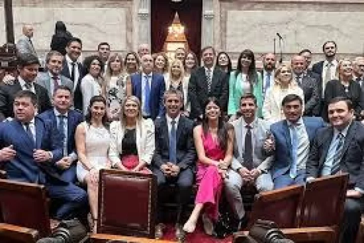 LLA sumó seis diputados