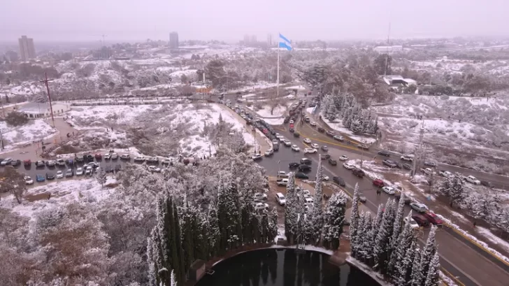 Río Negro y Neuquén se cubrieron de nieve Río Negro y Neuquén se cubrieron de nieve