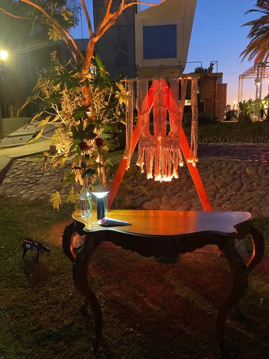 f3a8e94a-45a7-4df2-8c1d-ec793ddb9d5d-546x728